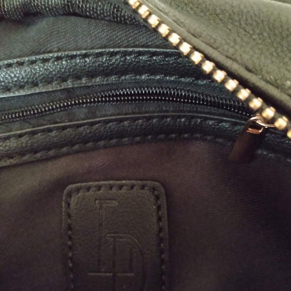 L D Black Faux Leather Baguette Cross Body Bag - Picture 2 of 7